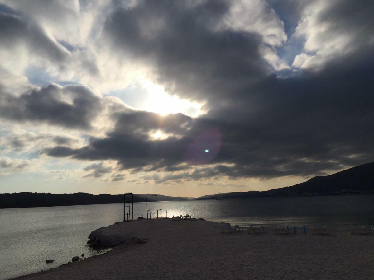 Cozy Place On The Beach Trogir Exteriér fotografie