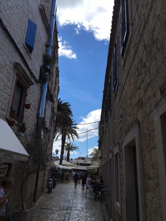 Cozy Place On The Beach Trogir Exteriér fotografie